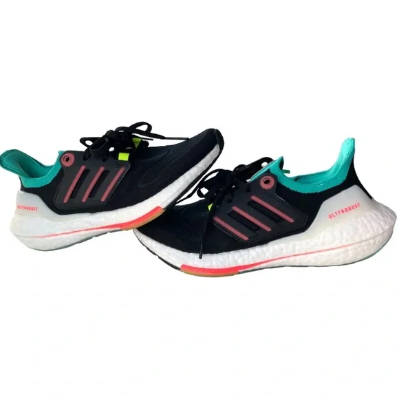 Adidas Ultraboost 22 Running Sneakers Black Turbo Mint women’s size 5 - Picture 1 of 5